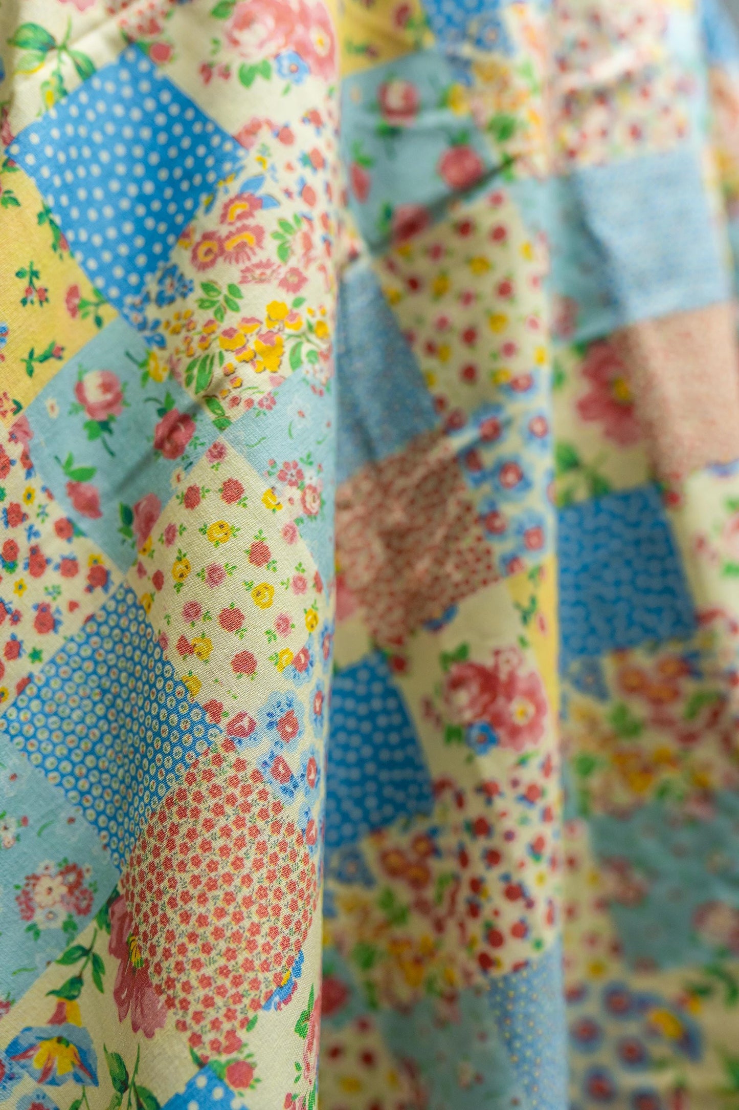 Kırkyama (Patchwork) Çiçekli Poplin Kumaş, Baskılı Poplin Kumaş, Poplin Kumaş, El Sanatları için Kumaş, Ev Dekorasyonu Kumaş, Eşsiz Dikiş Kumaşı, 148 cm
