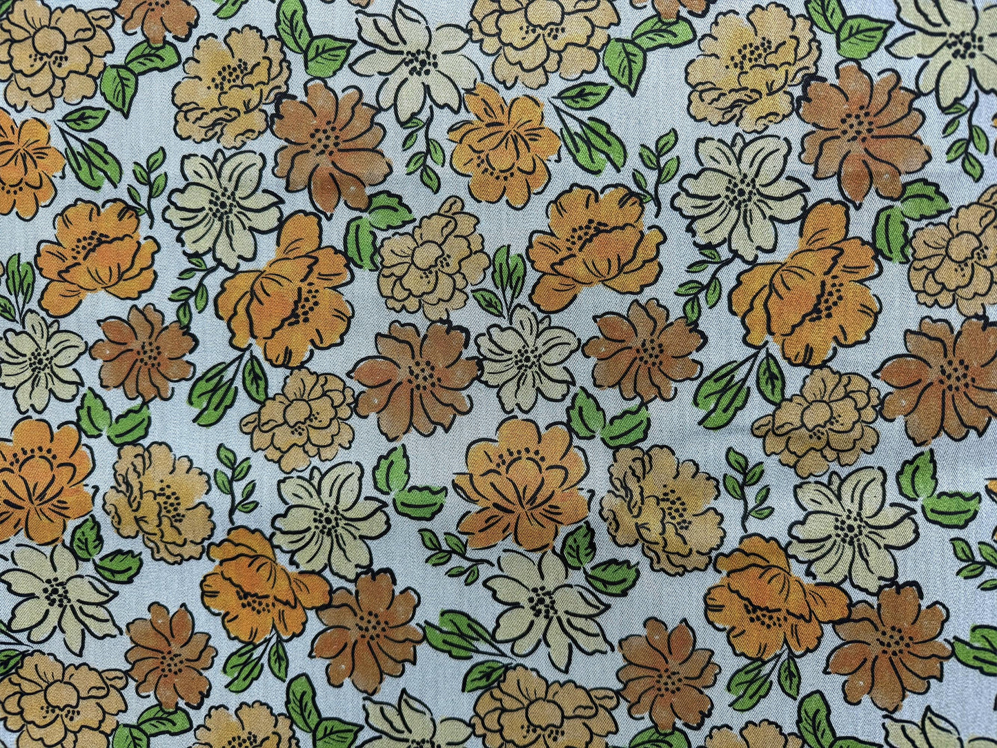 Çiçekli Kumaş – Kendin Yap, Döşemelik ve Giyim için Muslin, Poplin, Keten, Saten ve Kot Kumaşlara Özel Baskı – Sketch Çiçek Desenli