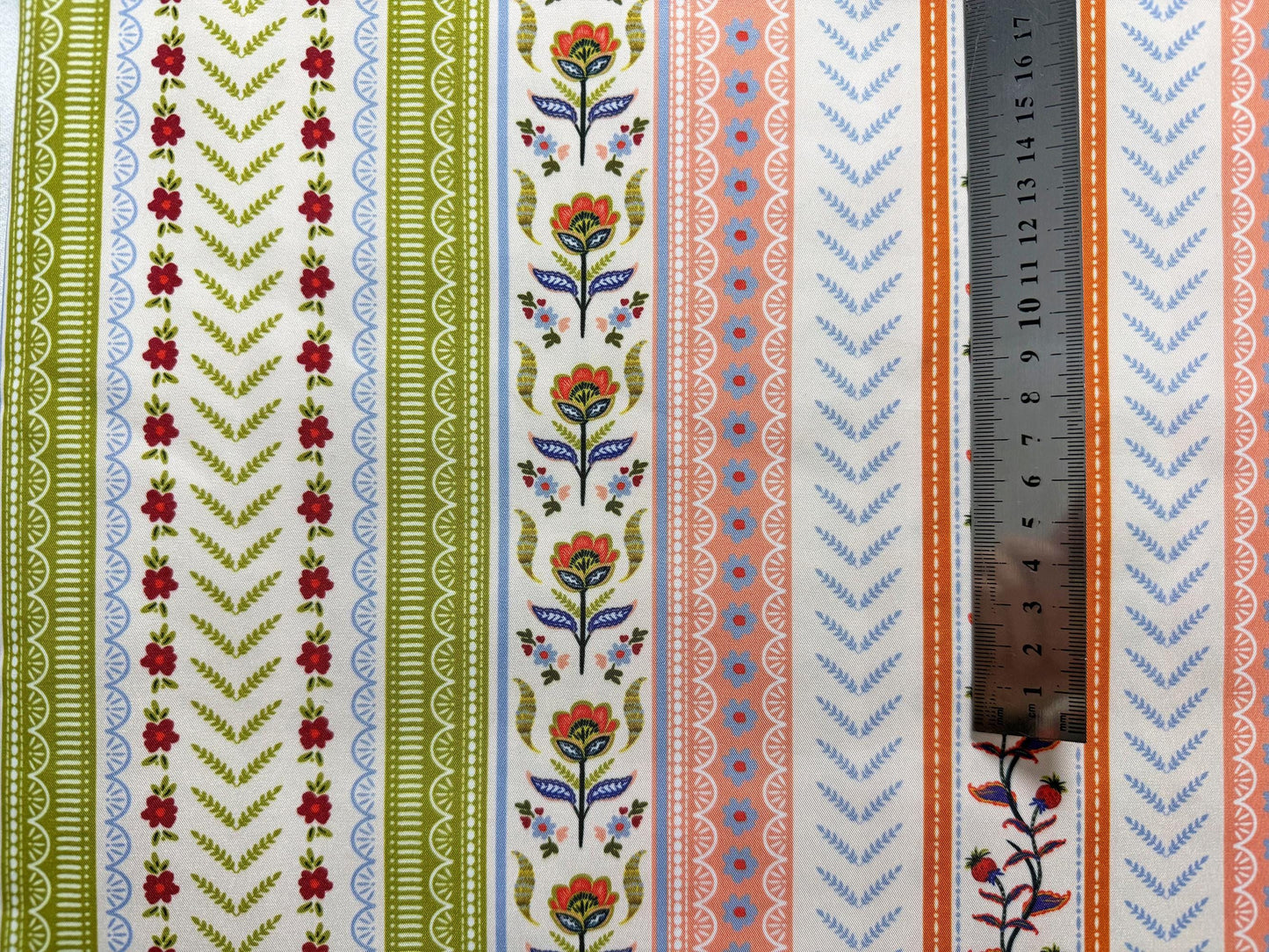 Boho Çiçekli Çizgili Kumaş - Müslin, Poplin, Keten, Saten, Denim, Gabardin ve Su Geçirmez Paraşüt Kumaş Üzerine Etnik Desen Baskılı