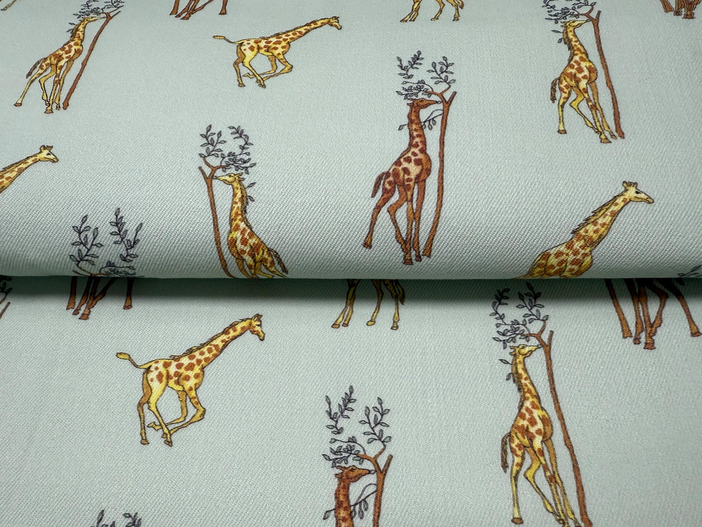 Zürafa Desenli Kumaş - Safari Hayvan Desenli | Muslin, Poplin, Keten, Saten, Kot, Gabardin, Döşemelik ve Ceket Dikimi İçin Su Geçirmez