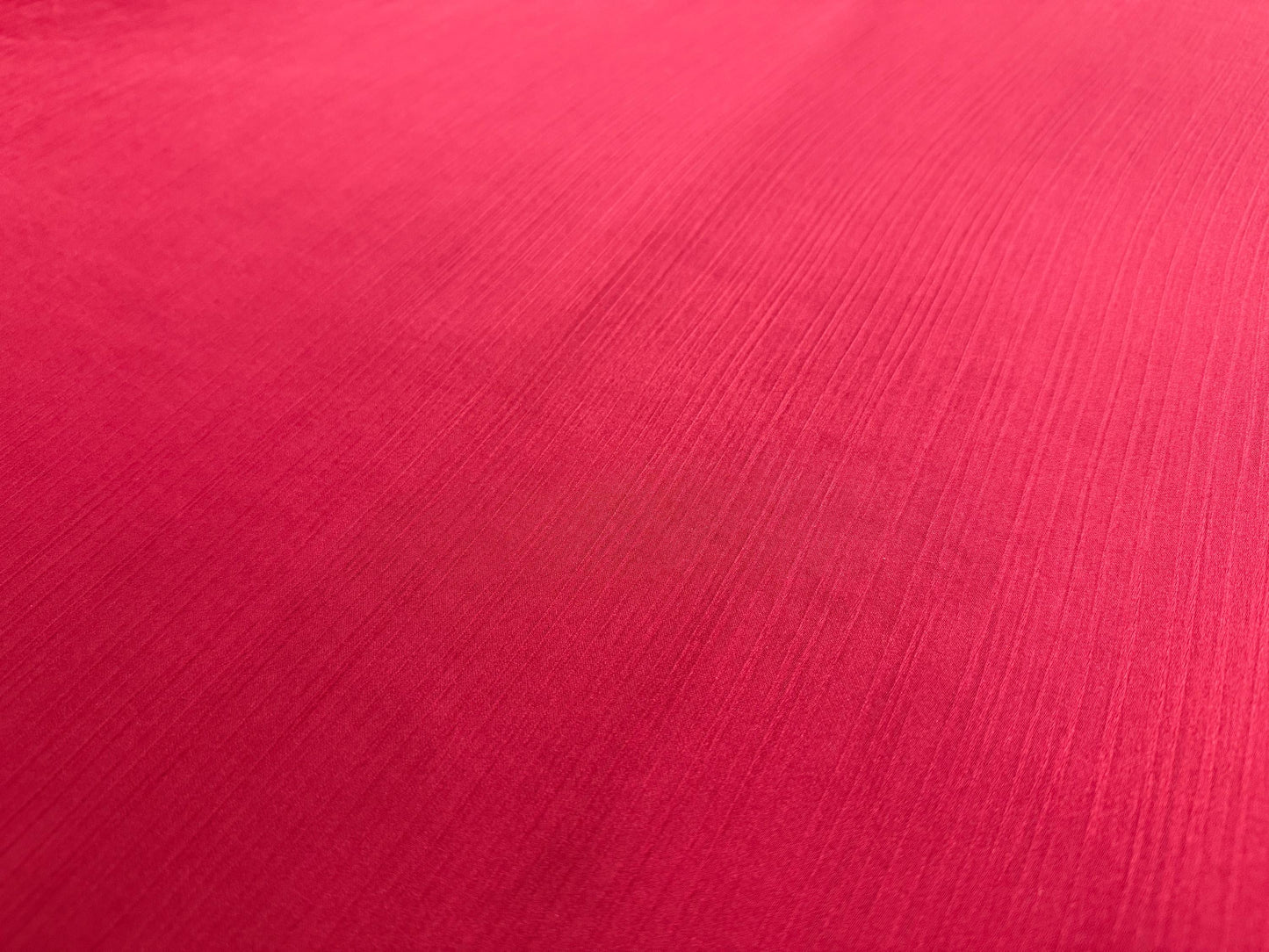 Yoryo Saten Kumaş - Parlak ve Akıcı Polyester Saten | Yumuşak ve Dökümlü | Elbiseler, Eşarplar, Abiyeler için Mükemmel, 150 cm genişliğinde