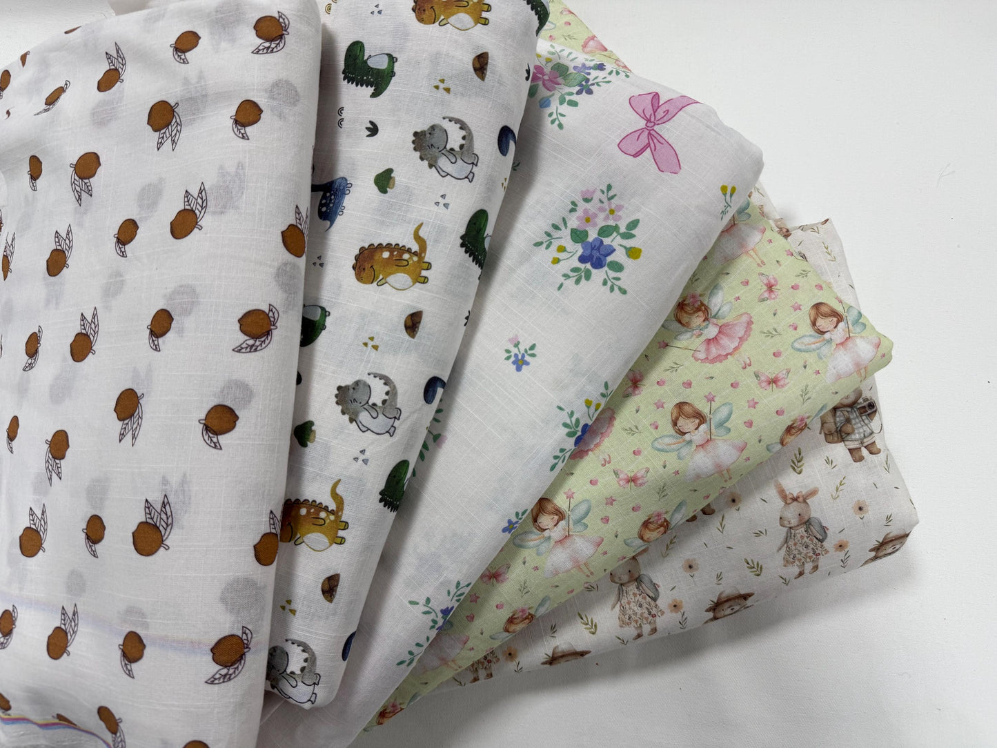 Yoryo Saten Kumaş - Parlak ve Akıcı Polyester Saten | Yumuşak ve Dökümlü | Elbiseler, Eşarplar, Abiyeler için Mükemmel, 150 cm genişliğinde