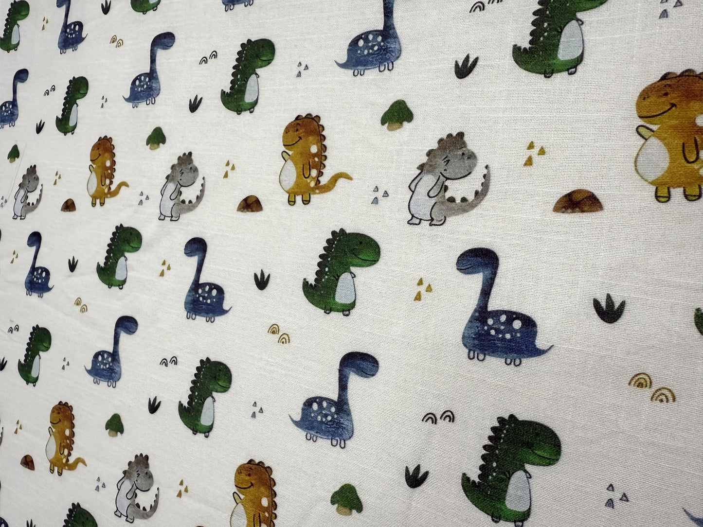 Renkli Dinozor Desenli Kumaş – Özel Baskılı – Muslin, Poplin, Keten, Saten, Kot, Gabardin, Su Geçirmez Kumaş – Patchwork, Yorgan