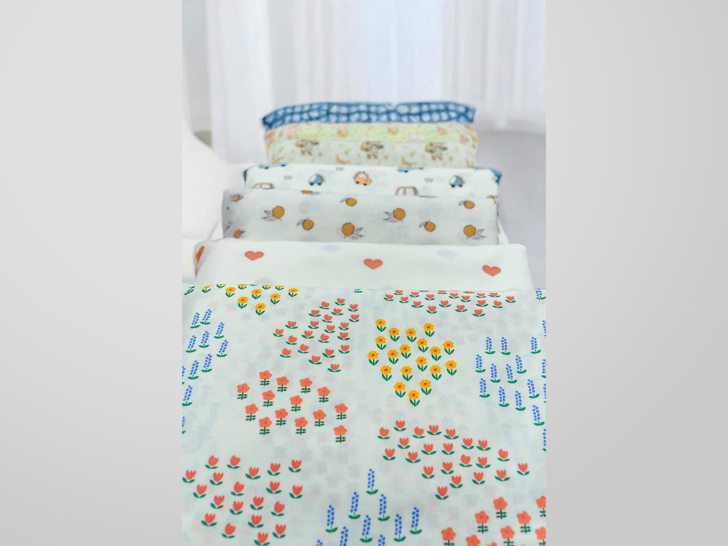 Renkli Araba Desenli Poplin Kumaş, Renkli Araba Baskılı Poplin Kumaş, Poplin Kumaş, Kendin Yap dikiş, 148 cm genişliğinde