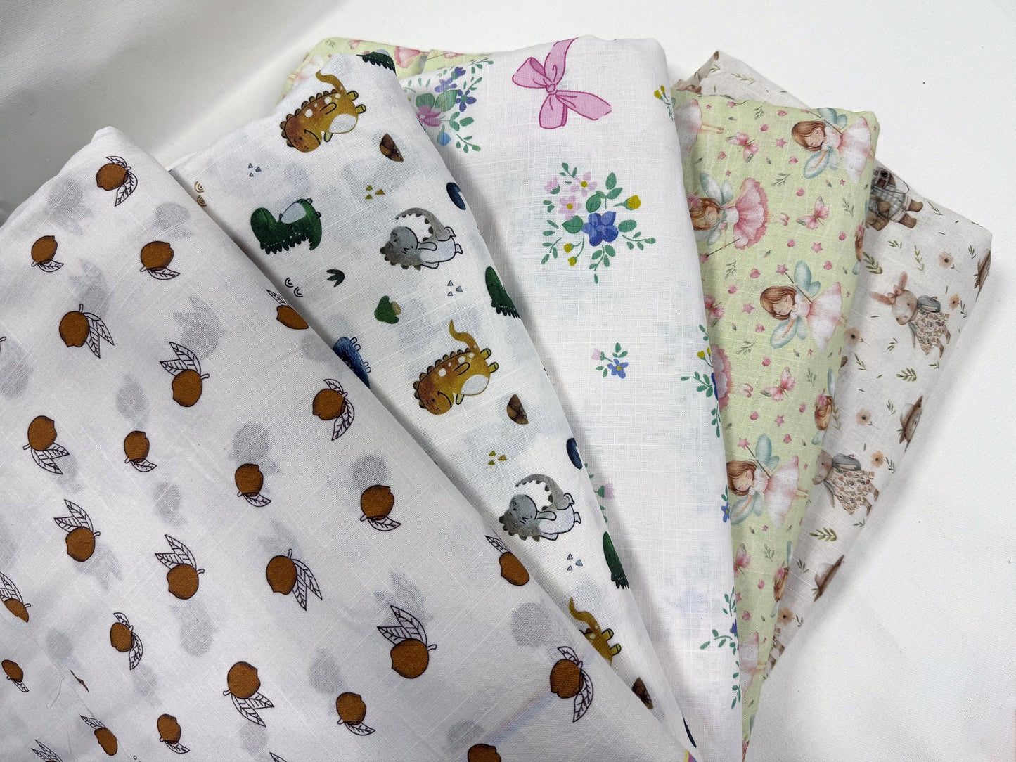 Baskılı Poplin Kumaş - Elma Çizgili, Yıldız Peri ve Çiçekli Patchwork | Dikiş için Yumuşak Pamuklu Poplin - El Sanatları, 148 cm genişliğinde