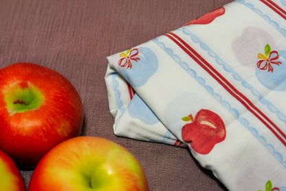 Kırmızı ve Mavi Çizgili Elma Baskı Pamuklu Poplin Kumaş - Pigment Baskı - El Sanatları, Terzilik ve Ev Dekorasyonu için Poplin, 148 cm genişliğinde