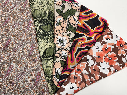 Yoryo Saten Kumaş – Yumuşak ve Zarif Polyester Saten – Paisley, Yılan Derisi Deseni, Şakayık, Dinamik İnsan, Çiçek Desenleri, 150 cm genişliğinde