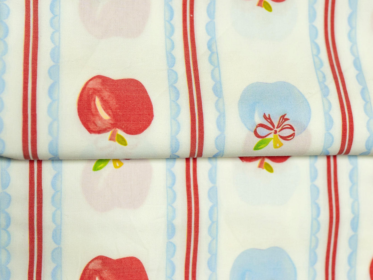Baskılı Poplin Kumaş - Elma Çizgili, Yıldız Peri ve Çiçekli Patchwork | Dikiş için Yumuşak Pamuklu Poplin - El Sanatları, 148 cm genişliğinde