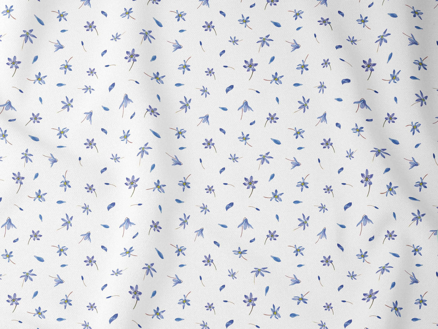 Narin Mavi Çiçek Desenli Kumaş